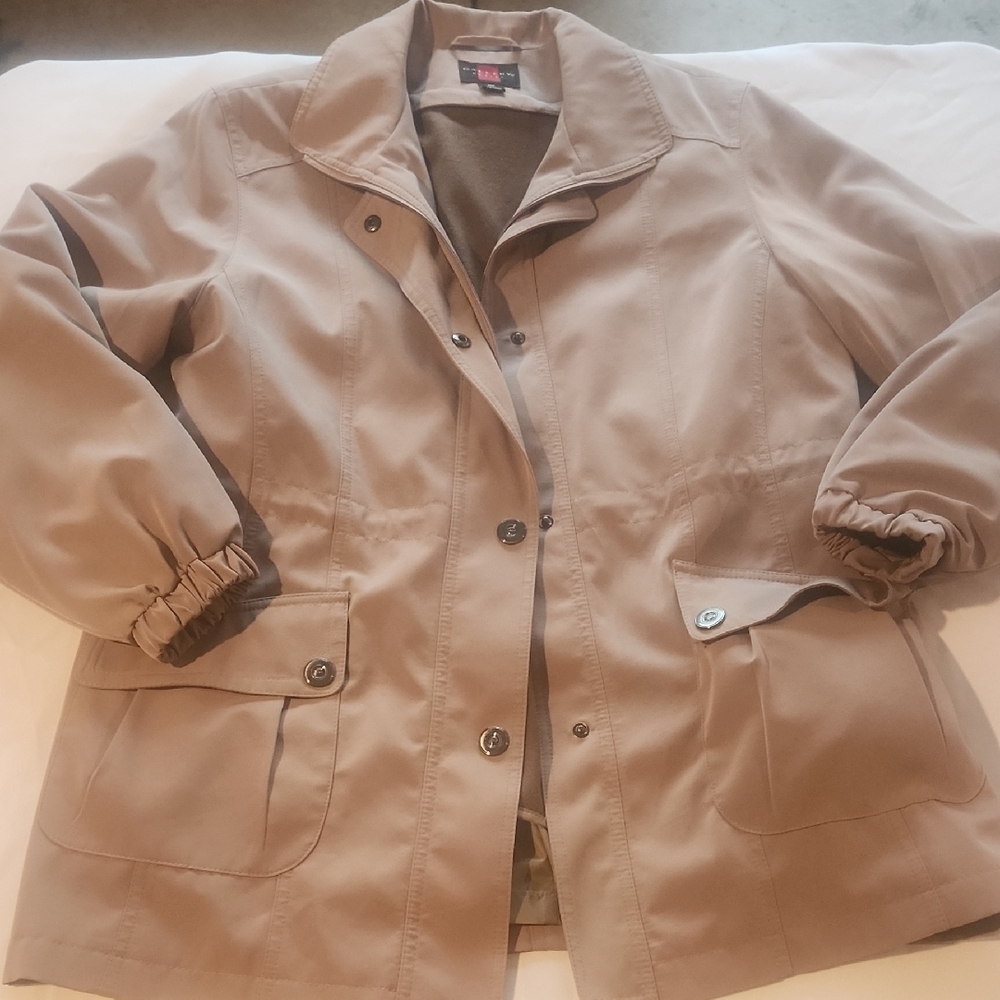 Gallery Petite Women's Beige Jacket